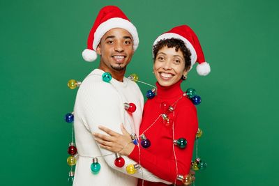 6 Ways Holiday Schedules Affect Communication In Couples