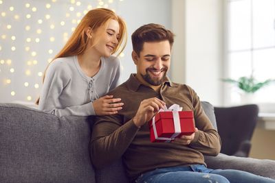 6 Ways To Make Your Relationship Better In December