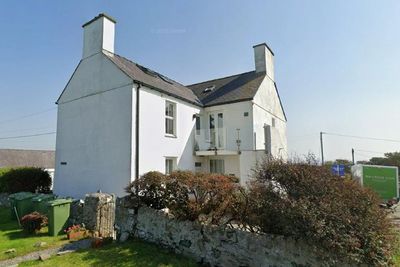 Family raffle their £325,000-worth home with £5 tickets