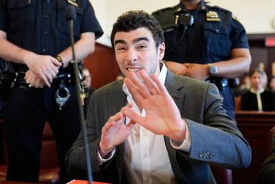 Judge says he's hopeful hearing on Luigi Mangione trial evidence will end this week