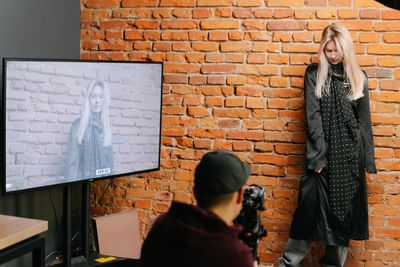 Fashion Branding vs Style: How Logo Fashion and Luxury Marketing Are Shaping Modern Trends