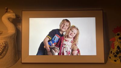 Pexar Lexar Starlight 15.6in review: this large, widescreen, backlit digital photo frame is set to stun