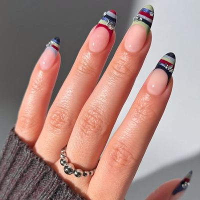 Sweater Nails Are Officially Winter's Coziest Manicure Trend