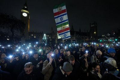 Funeral of British-born Bondi attack victim Rabbi Eli Schlanger takes place