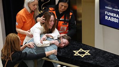 Australia begins funerals for victims of Bondi Beach Hanukkah shooting