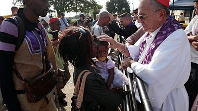 Thousands Cuban pilgrims flock to Havana's El Rincon shrine seeking blessings from Saint Lazarus