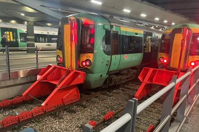 Train hit buffers at London Bridge after exhausted driver had 'microsleep'