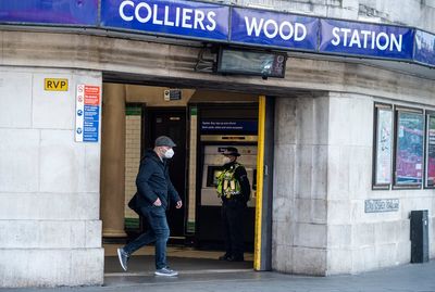Colliers Wood Tube stabbing: Station in lockdown after man 'knifed in head' in fight
