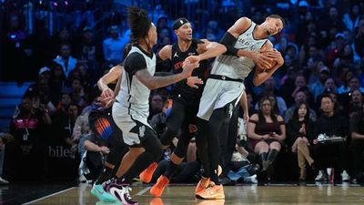 SI:AM | Knicks Bully Spurs in Fourth Quarter to Win NBA Cup
