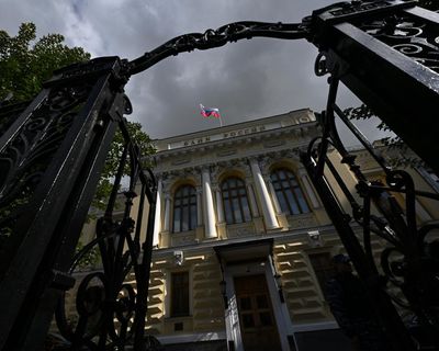 What is the row about the EU using frozen Russian assets to support Ukraine?