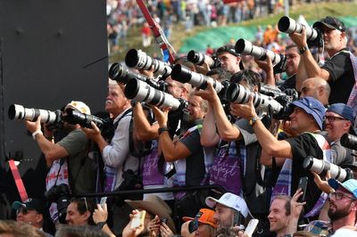 JA on F1 podcast: Freezing speed - F1 life through a lens