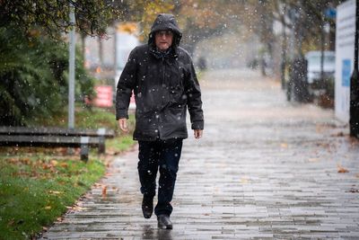 UK weather: Temperatures set to plummet next week as Britain braces for a wet Christmas