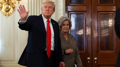 Trump’s Chief of Staff cries ‘hit piece’ over latest White House profile — right after confirming Trump-Epstein ties