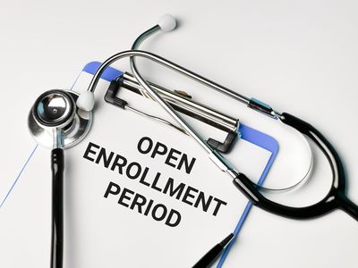 6 Medicare Enrollment Mistakes Fixed‑Income Seniors Can’t Afford