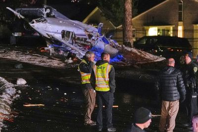 FAA investigating after small plane crashes into New Hampshire condominiums