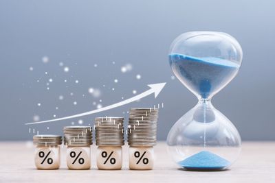 The Rule of Compounding: Why Time Is an Investor's Best Friend