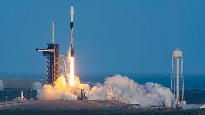 SpaceX launches Starlink missions in dual-coast spaceflight doubleheader (videos)