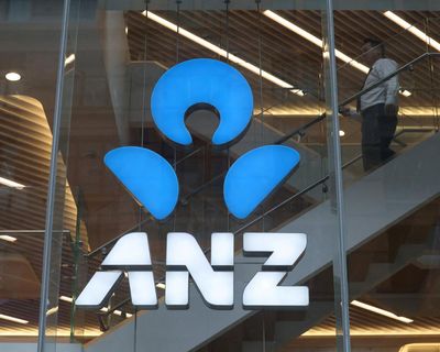ANZ shareholders reject executive pay plan for second year in a row