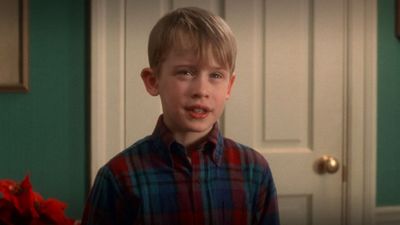 Macaulay Culkin Talks About Watching Home Alone With His Kids, And I Love How He Trolls Them