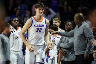 The world’s tallest teenager achieves new career feat in Florida college game