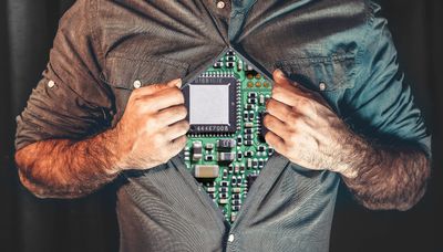 Qatar AI Push Relies on Low-Cost Electricity as Long-Term Economic Risks Mount