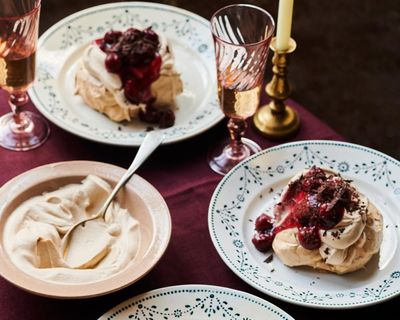 A fresh take on wine pairings for Christmas dessert