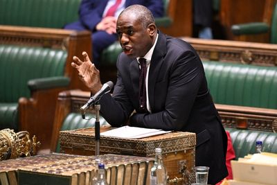 Starmer facing new rebellion as dozens of Labour MPs sign letter against scrapping jury trials