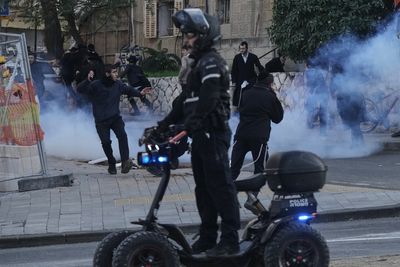 Water cannons fired during major clash between ultra-Orthodox and police in Jerusalem