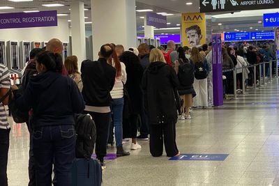 Warning as EU entry-exit system causing ‘three-hour waits’ at airports