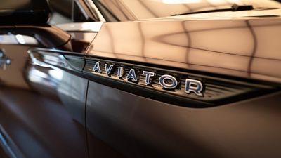 Lincoln Aviator owner says dealership promised ‘a few days’ for service. Then her SUV vanished into a months-long ‘hostage’ situation