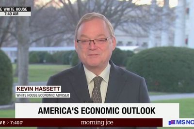 White House official whines that non-Fox networks didn’t show Trump’s slides during address: ‘We spent so much time’ on them