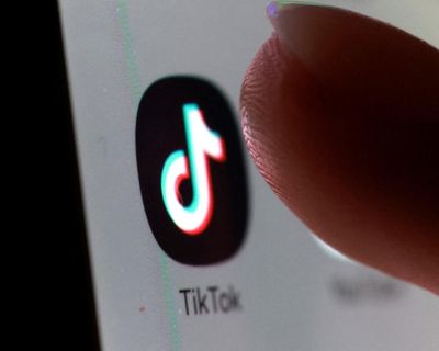TikTok signs Trump-backed deal to avoid US ban