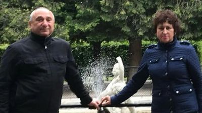 Courageous couple who defied Bondi gunmen are 'martyrs'