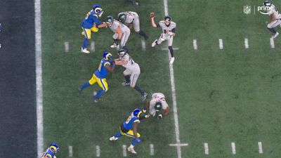 Seahawks Convert Wildest 2-Point Conversion You Will Ever See Thanks to Replay Assist