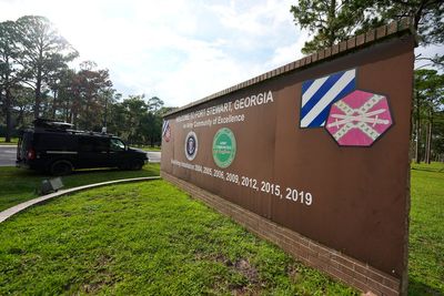 Army sergeant to appear before a military judge on charges that he shot 5 people at Georgia base