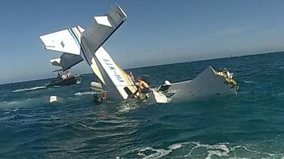 Seaplane's safety under microscope after fatal crash