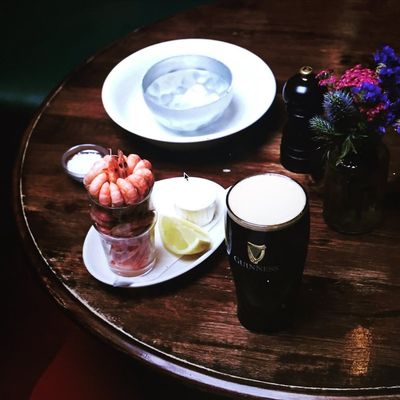 The Cow, Notting Hill, review: Udderly mad and ab fab, sweetie darling