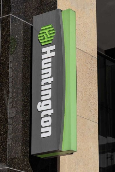 Earnings Preview: What To Expect From Huntington Bancshares’ Report