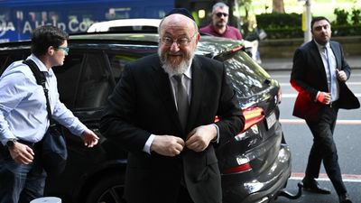 'What courage looks like': chief rabbi shows support