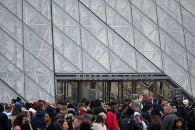 Louvre issues major update after staff strikes outside museum