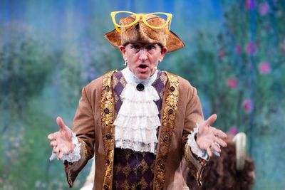 ‘Eddie the Eagle’ opens up on swapping Olympic ski slopes for Christmas panto