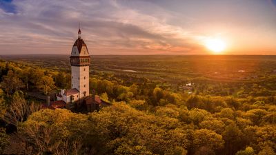 20 Best East Coast Cities in America To Retire Without a Car