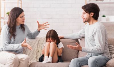 6 Co-Parenting Habits That Breed Quiet Resentment Over Time