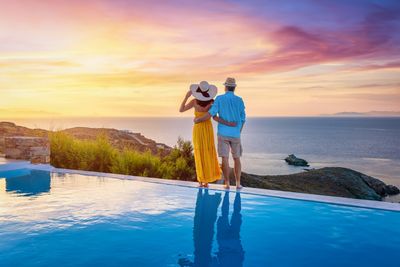 7 Honeymoon Money Mistakes You’ll Regret Before the First Anniversary