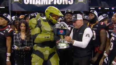 Master Chief Delivers Trophy on a Warthog to Butch Jones at Xbox Bowl in Surreal CFB Moment