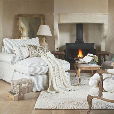 Gold is not just for Christmas! Experts say this luxe shade is set to be the new neutral for 2026 – here’s how to make it chic, not kitsch