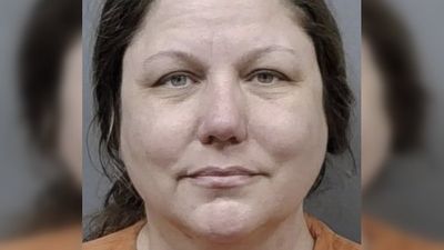 Florida woman guns down two ex-husbands on the same day — and used stolen Panera Bread in her deadly plan