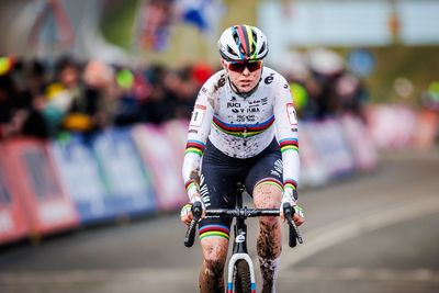 'The motivation and the enjoyment I have had in cycling for years are missing' – Cyclocross world champion Fem van Empel leaves Visma-Lease a Bike, puts career on hold