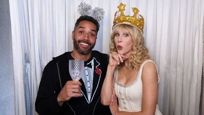 Excited for the Amandlaland Christmas special? Lucy Punch breaks down Amanda's top Christmas trends in hilarious must-see video