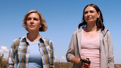 Pluribus' Rhea Seehorn Gave Me Her Take On Carol And Zosia's Surprising Turns In Episode 8, And Now I Feel Guilty